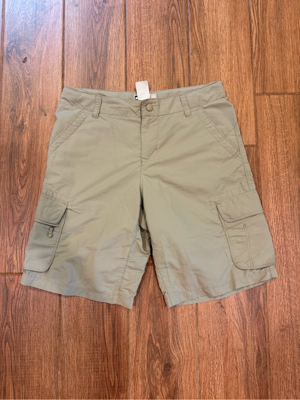 REI Women’s Beige Cargo Shorts Nylon Polyester Lightweight Size 4